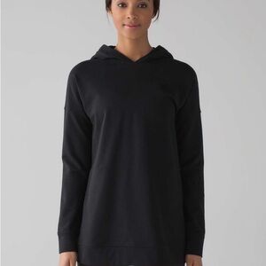 Lululemon Cut Above Hoodie
Black
